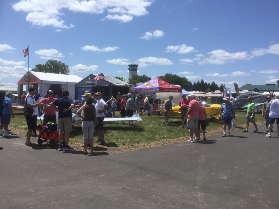vendors set up at oshkosh 04