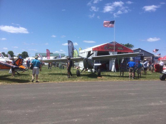 vendors set up at oshkosh 05