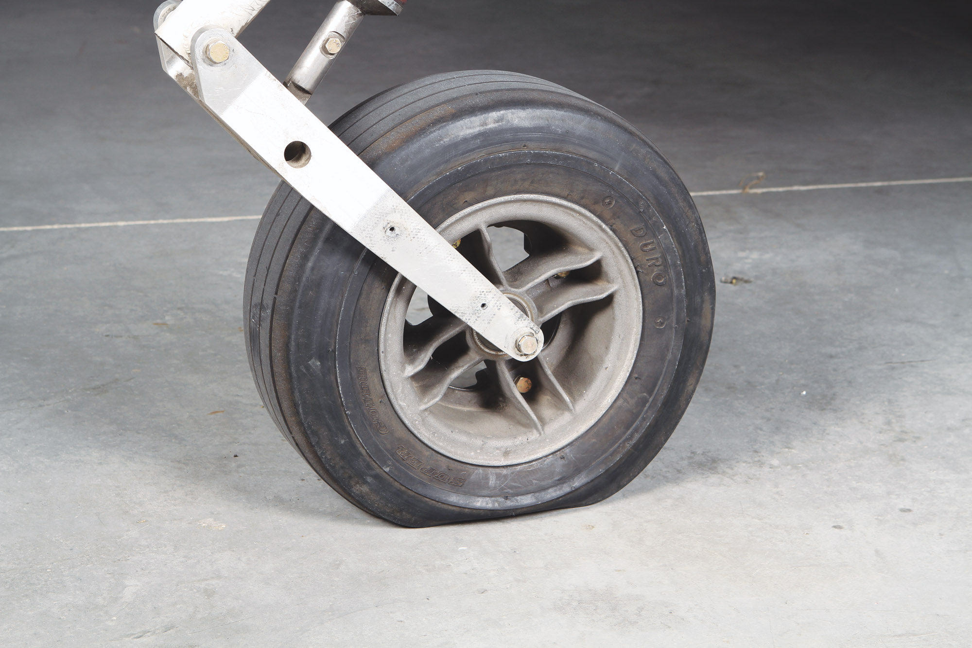 tire bead breaker 01