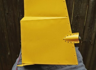 Thorp T-18 rudder with taillight
