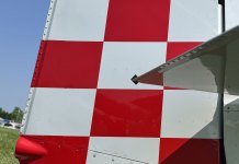 How to Align Your Formation Position on a “Non-standard” Airplane f1 aerobatics