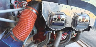 Baffle duct on Lycoming Thunderbolt 36 engine