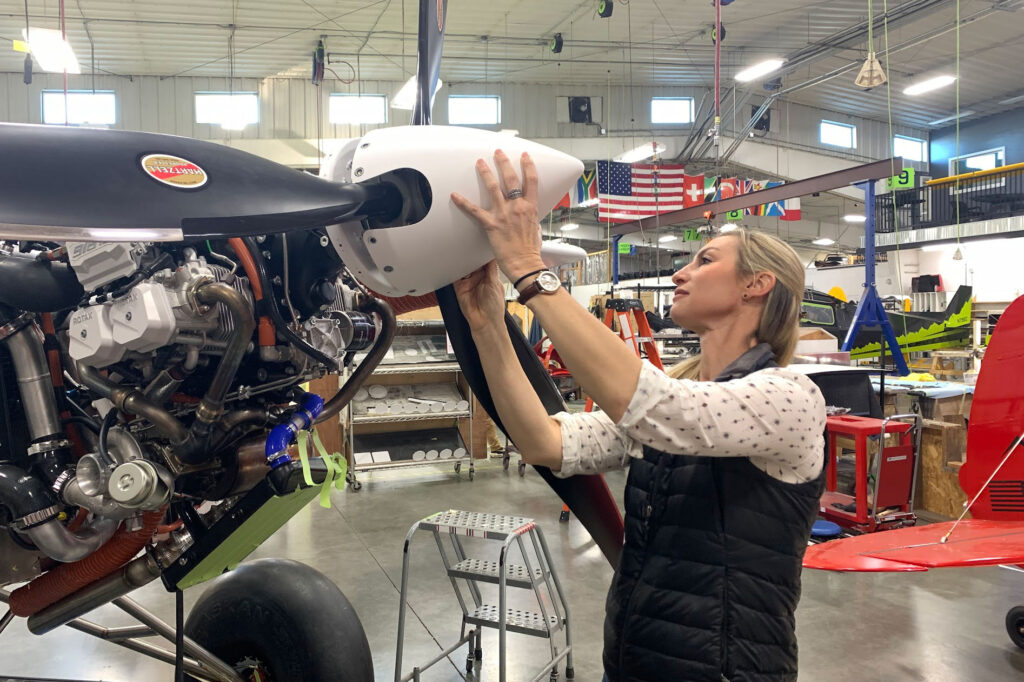 Spinner Installation on the Carbon Cub UL.
