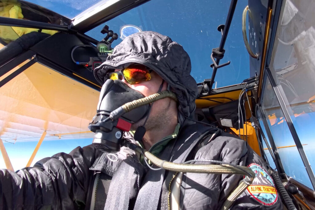 PRESS PHOTO Carbon Cub UL Pilot Jon Kotwicki at 37609 feet 10 30 25 scaled 1